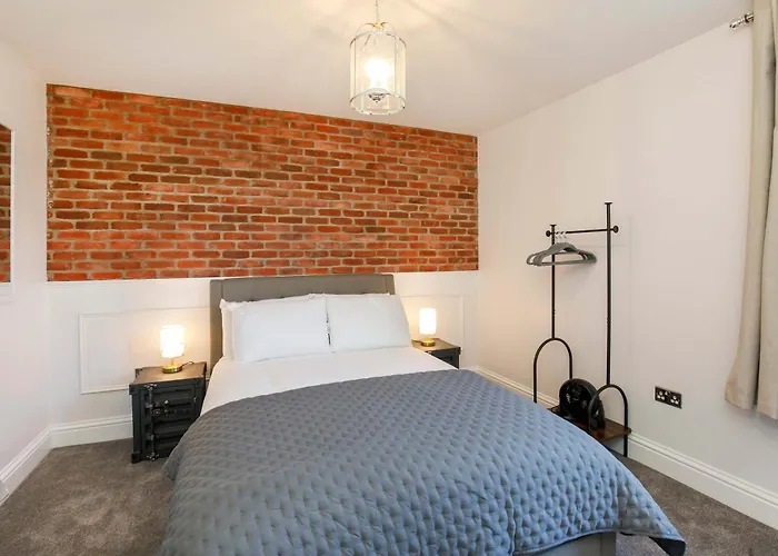 Dom wakacyjny Walpole Getaway - Hot Tub, Games Room, Sleeps 8 York