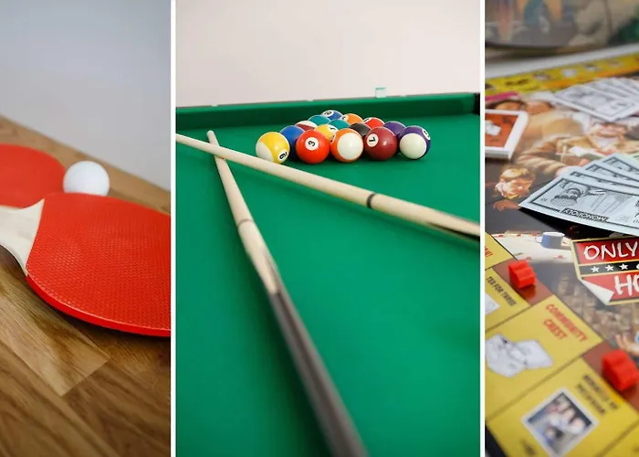 Walpole Getaway - Hot Tub, Games Room, Sleeps 8 * 요크