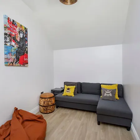 Walpole Getaway - Hot Tub, Games Room, Sleeps 8 Vakantiehuis *